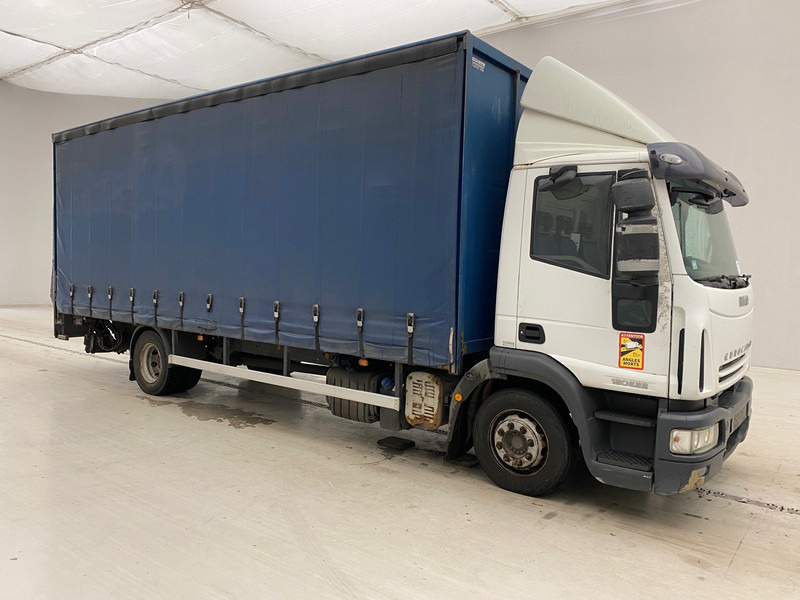 Iveco Eurocargo 120E22 - Camión lona: foto 3 Iveco Eurocargo 120E22 - Camión lona: foto 3