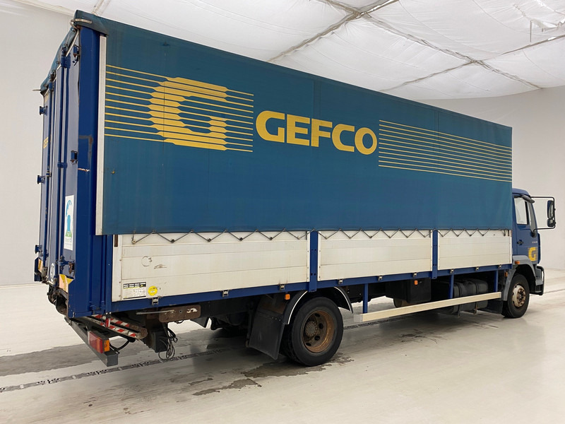 MAN LE 14.220 - Camión lona: foto 4 MAN LE 14.220 - Camión lona: foto 4