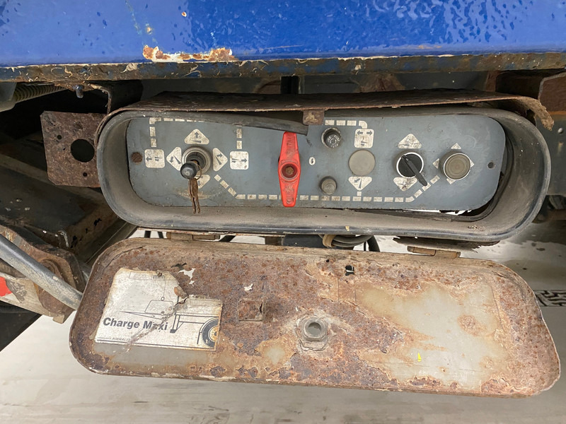 MAN LE 14.220 - Camión lona: foto 5 MAN LE 14.220 - Camión lona: foto 5