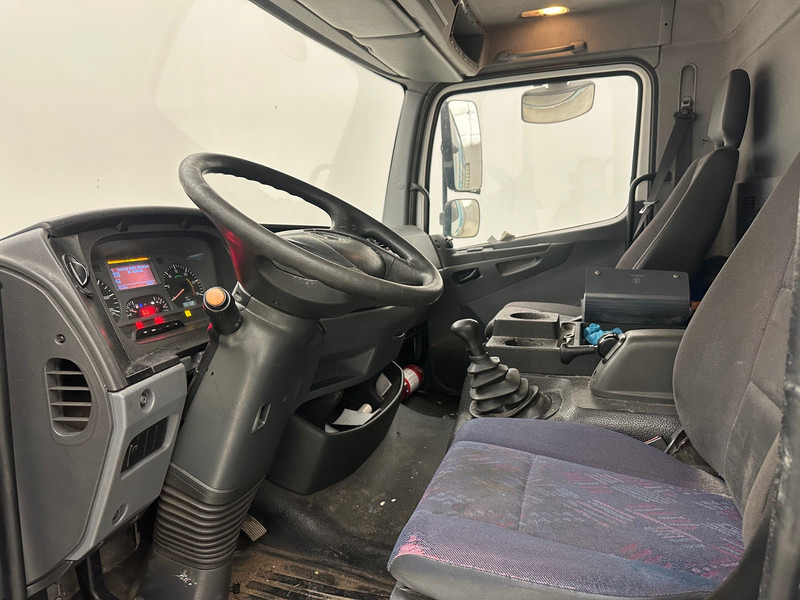 Camión caja cerrada Mercedes-Benz Atego 916: foto 8