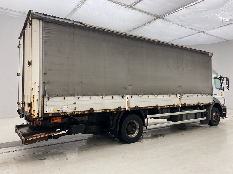 Mercedes-Benz Axor 1824* - Camión lona: foto 4 Mercedes-Benz Axor 1824* - Camión lona: foto 4