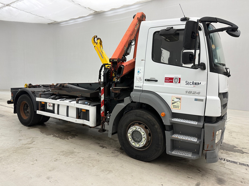 Mercedes-Benz Axor 1824 - Camión multibasculante, Camión grúa: foto 3 Mercedes-Benz Axor 1824 - Camión multibasculante, Camión grúa: foto 3