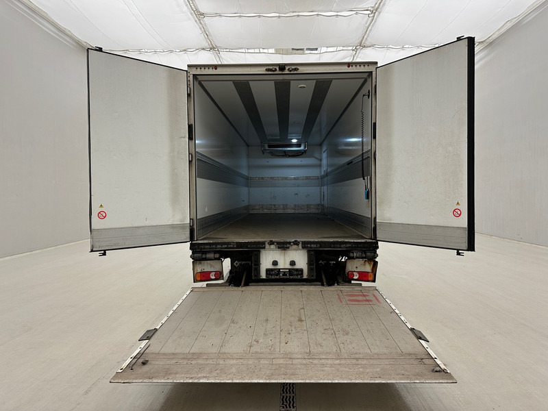 Renault D12.210 - Camión frigorífico: foto 5 Renault D12.210 - Camión frigorífico: foto 5