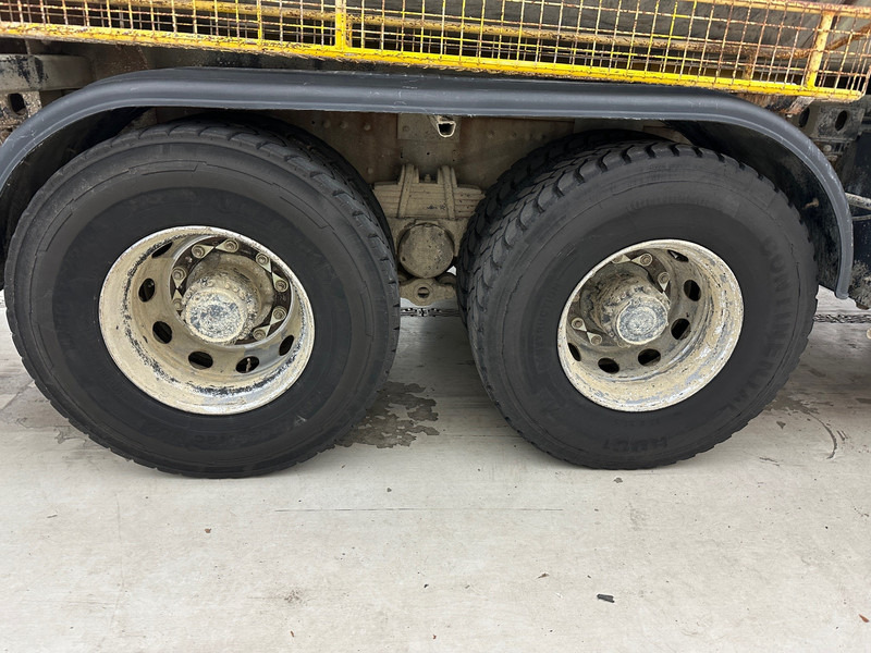 Renault Kerax 320 DCi - 6x4 - Camión cisterna: foto 5 Renault Kerax 320 DCi - 6x4 - Camión cisterna: foto 5