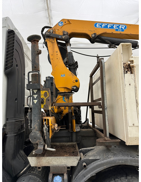 Camión volquete, Camión grúa Renault Kerax 430 DXi - 8x4: foto 11 Camión volquete, Camión grúa Renault Kerax 430 DXi - 8x4: foto 11