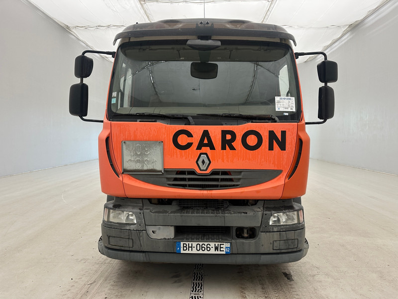 Renault Midlum 300 DXi - Camión cisterna: foto 2 Renault Midlum 300 DXi - Camión cisterna: foto 2