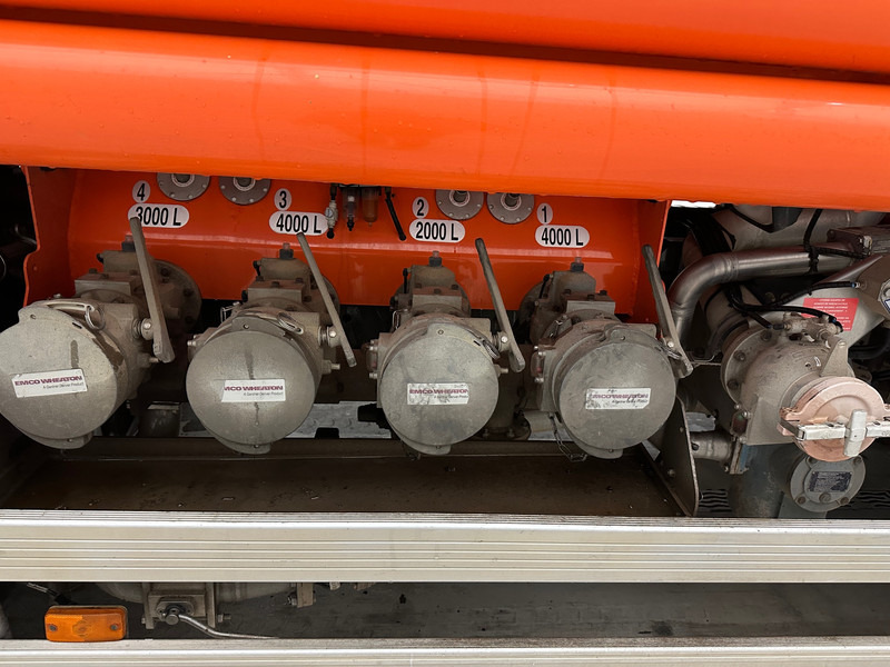 Renault Premium 340 DXi - Camión cisterna: foto 4 Renault Premium 340 DXi - Camión cisterna: foto 4