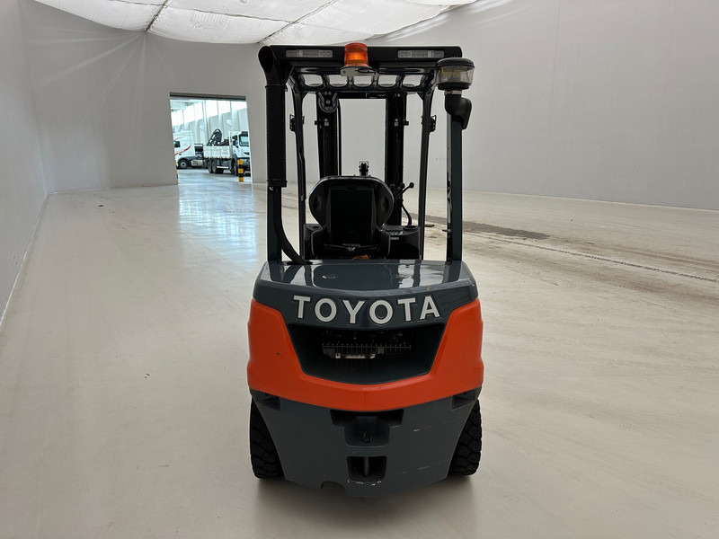Toyota 2022 Tonero 25 - Carretilla elevadora diésel: foto 3 Toyota 2022 Tonero 25 - Carretilla elevadora diésel: foto 3
