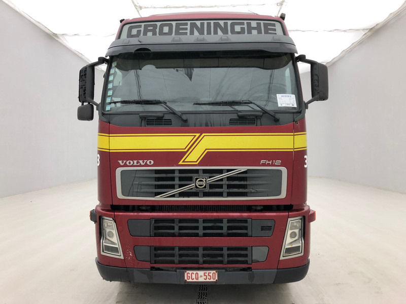 Volvo FH12.420 Globetrotter - Camión chasis: foto 2 Volvo FH12.420 Globetrotter - Camión chasis: foto 2