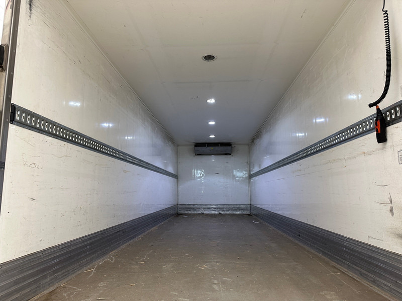 Volvo FL 250 - Camión frigorífico: foto 5 Volvo FL 250 - Camión frigorífico: foto 5