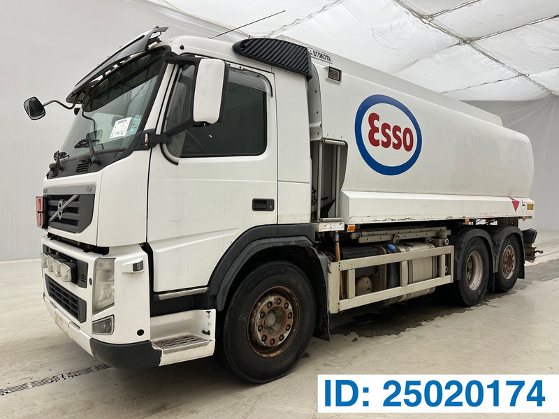 Volvo FM 380 - 6x2 - Camión cisterna: foto 1 Volvo FM 380 - 6x2 - Camión cisterna: foto 1