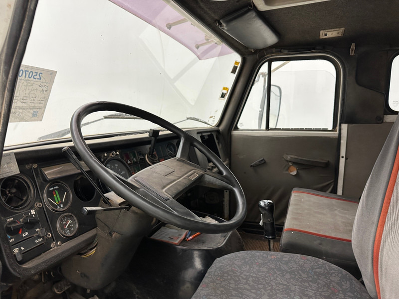 Camión volquete Volvo N10.320 - 6x4: foto 8