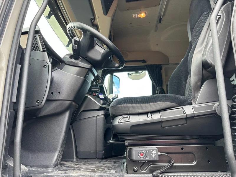 Mercedes-Benz Actros 1848 Big space Euro 6 - Cabeza tractora: foto 5 Mercedes-Benz Actros 1848 Big space Euro 6 - Cabeza tractora: foto 5