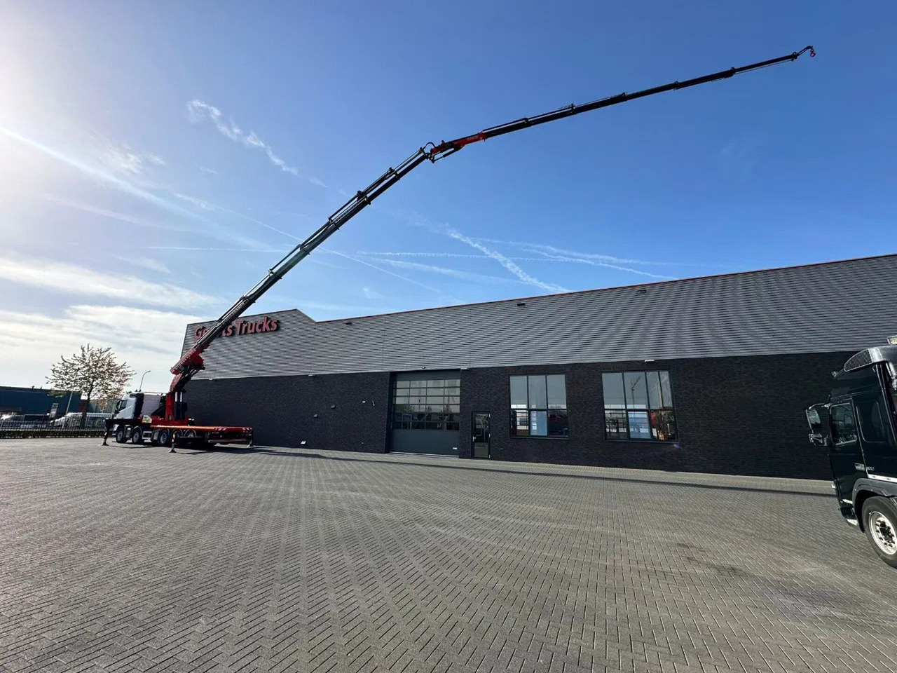 Volvo FH 540 10X4 + FASSI F1650RAL.2.28 + JIB L616L KR - Camión grúa: foto 3 Volvo FH 540 10X4 + FASSI F1650RAL.2.28 + JIB L616L KR - Camión grúa: foto 3