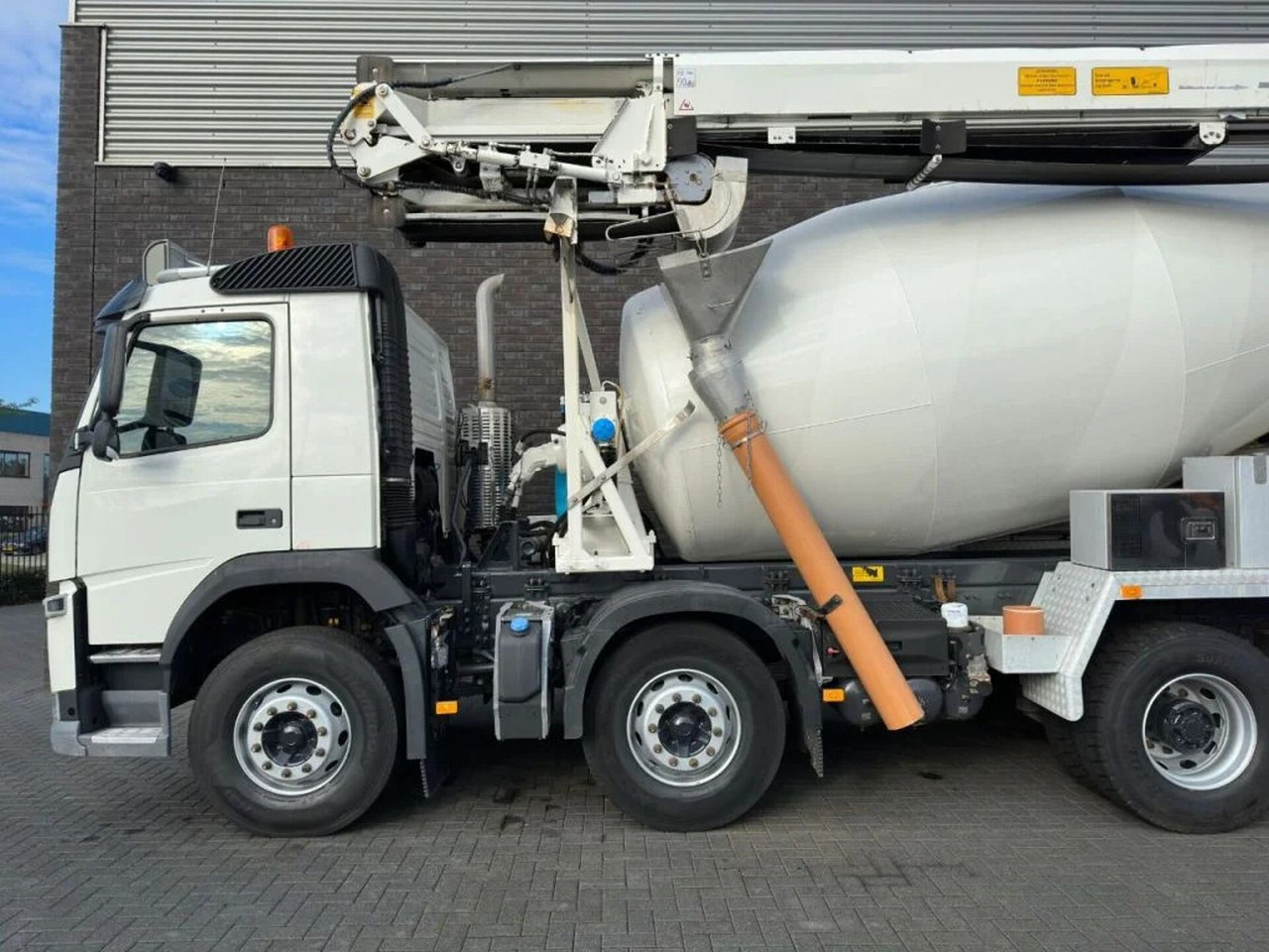 Leasing de  Volvo FM 410 8X4 + STETTER 9 M3 MIXER/MISCHER + THEAM Volvo FM 410 8X4 + STETTER 9 M3 MIXER/MISCHER + THEAM: foto 17