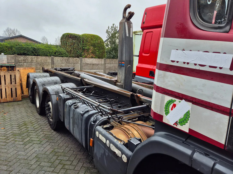 Scania P 420 8x2.. manuel gearbox. - Camión con equipo de cable: foto 2 Scania P 420 8x2.. manuel gearbox. - Camión con equipo de cable: foto 2