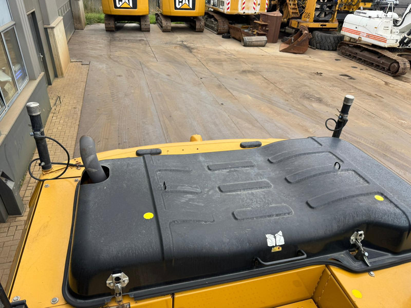 Excavadora de cadenas Caterpillar 320EL: foto 19 Excavadora de cadenas Caterpillar 320EL: foto 19