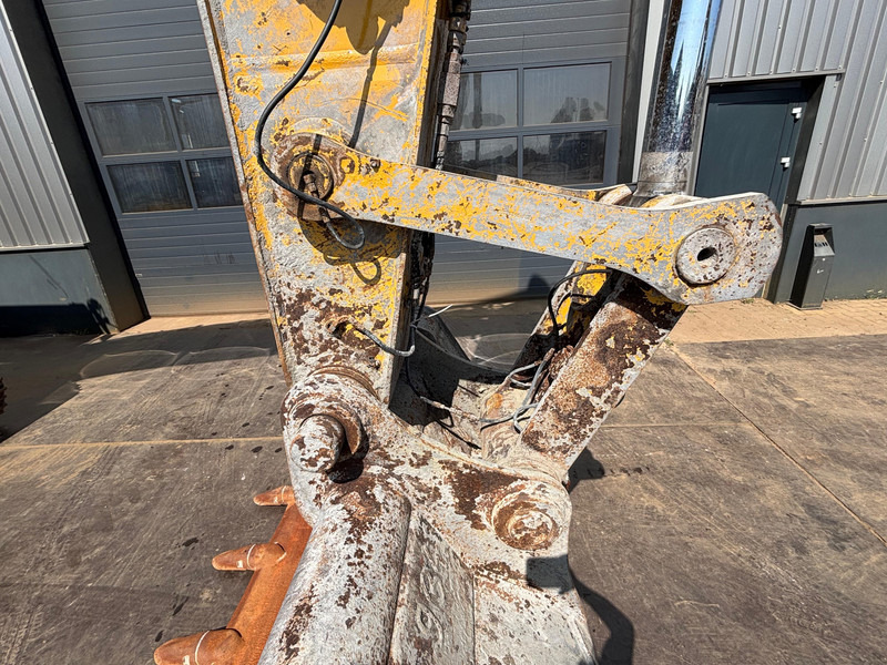 Excavadora de cadenas Caterpillar 330FL: foto 11 Excavadora de cadenas Caterpillar 330FL: foto 11