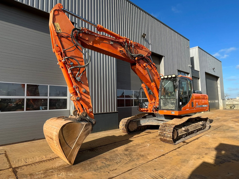 Doosan DX255LC-3 - Excavadora de cadenas: foto 2 Doosan DX255LC-3 - Excavadora de cadenas: foto 2
