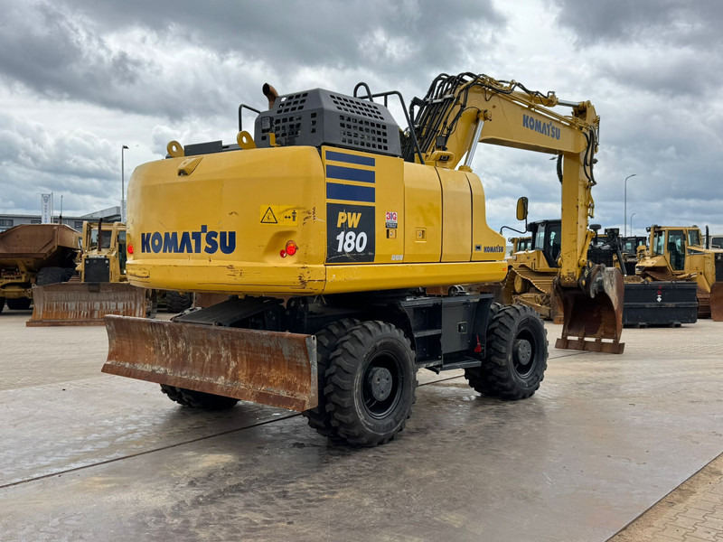 Komatsu PW180-11 - Excavadora de ruedas: foto 5 Komatsu PW180-11 - Excavadora de ruedas: foto 5
