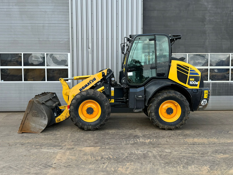 Komatsu WA100M-8EO - New Tires - Cargadora de ruedas: foto 1 Komatsu WA100M-8EO - New Tires - Cargadora de ruedas: foto 1
