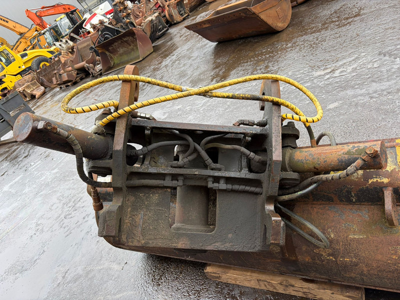 Verachtert tilting bucket CW-40 bucket width: 2400mm - Cazo: foto 5 Verachtert tilting bucket CW-40 bucket width: 2400mm - Cazo: foto 5