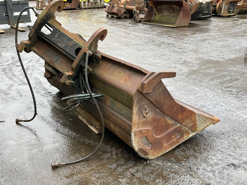 Verachtert tilting bucket CW-40 bucket witdh: 2400mm - Cazo: foto 5 Verachtert tilting bucket CW-40 bucket witdh: 2400mm - Cazo: foto 5