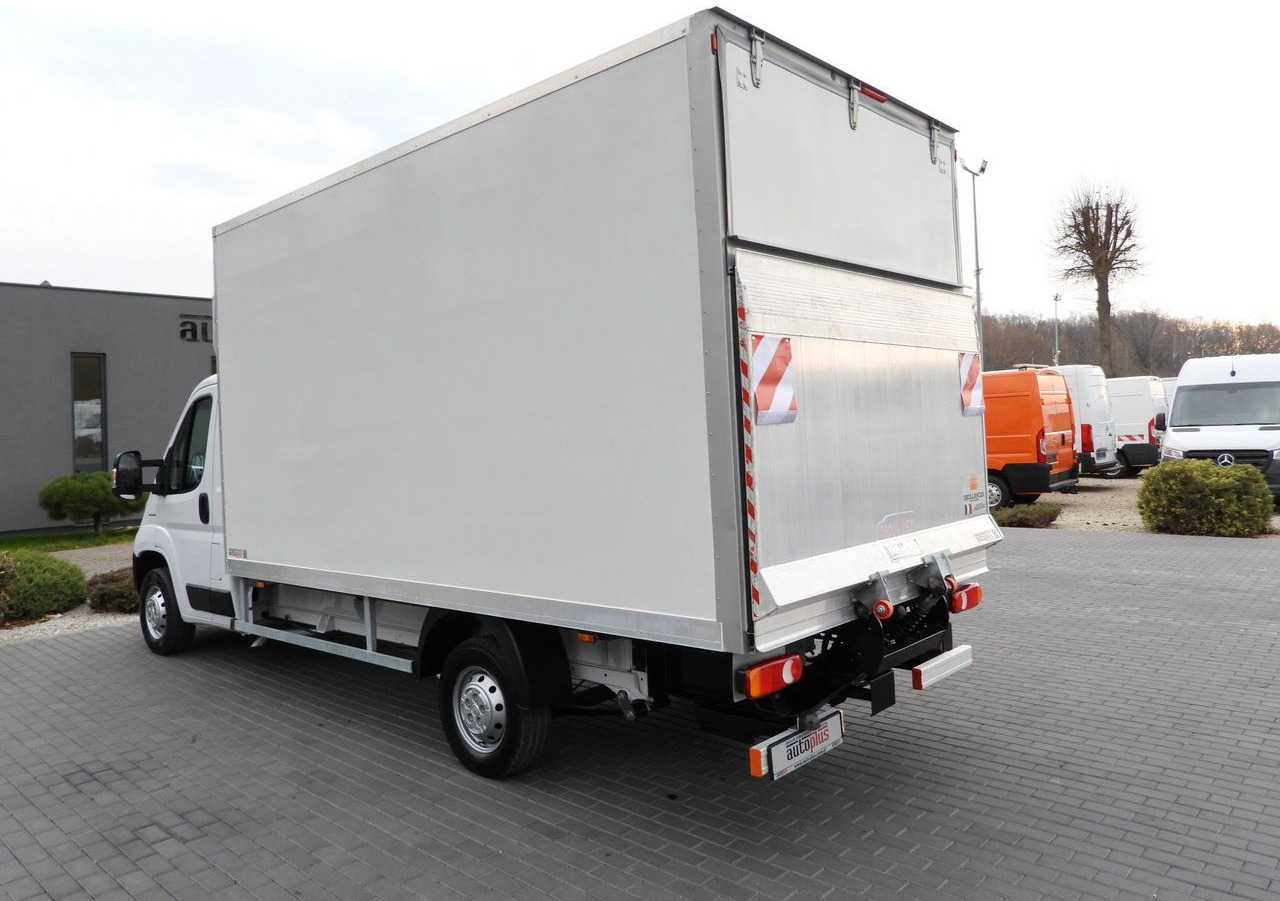 Leasing de FIAT DUCATO BOX LIFT 8 PALLETS CRUISE CONTROL NAVIGATION LED LIGHTS AIR CONDITIONING 130HP FIAT DUCATO BOX LIFT 8 PALLETS CRUISE CONTROL NAVIGATION LED LIGHTS AIR CONDITIONING 130HP: foto 9 Leasing de FIAT DUCATO BOX LIFT 8 PALLETS CRUISE CONTROL NAVIGATION LED LIGHTS AIR CONDITIONING 130HP FIAT DUCATO BOX LIFT 8 PALLETS CRUISE CONTROL NAVIGATION LED LIGHTS AIR CONDITIONING 130HP: foto 9