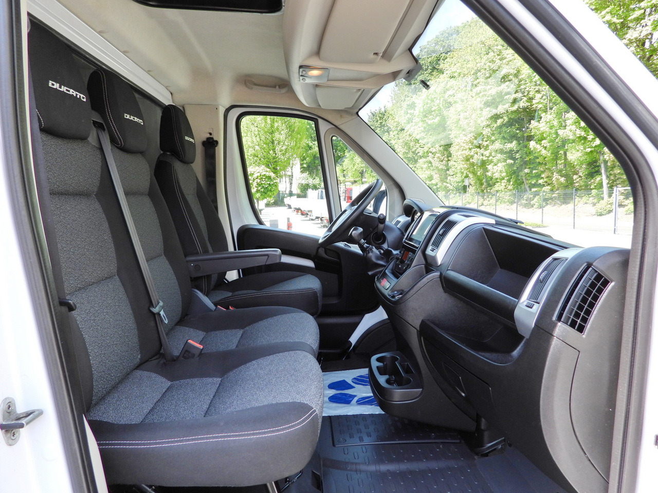 Furgoneta con lona FIAT DUCATO TARPAULIN 10 PALLETS WEBASTO CRUISE CONTROL AIR CONDITIONING LED LIGHTS PNEUMATICS  160HP: foto 41