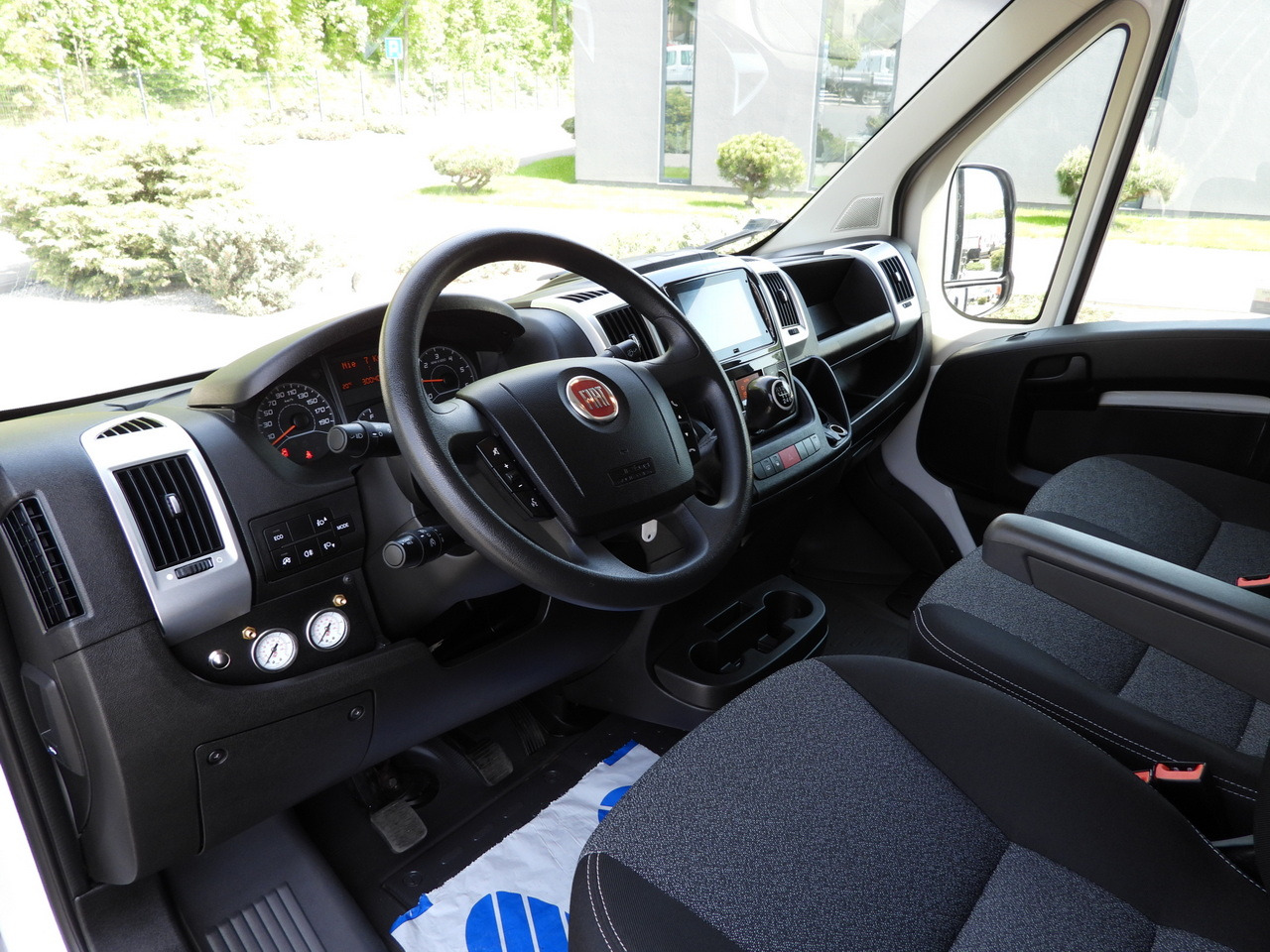 FIAT DUCATO TARPAULIN 10 PALLETS WEBASTO CRUISE CONTROL AIR CONDITIONING LED LIGHTS PNEUMATICS 160HP - Furgoneta con lona: foto 2 FIAT DUCATO TARPAULIN 10 PALLETS WEBASTO CRUISE CONTROL AIR CONDITIONING LED LIGHTS PNEUMATICS 160HP - Furgoneta con lona: foto 2