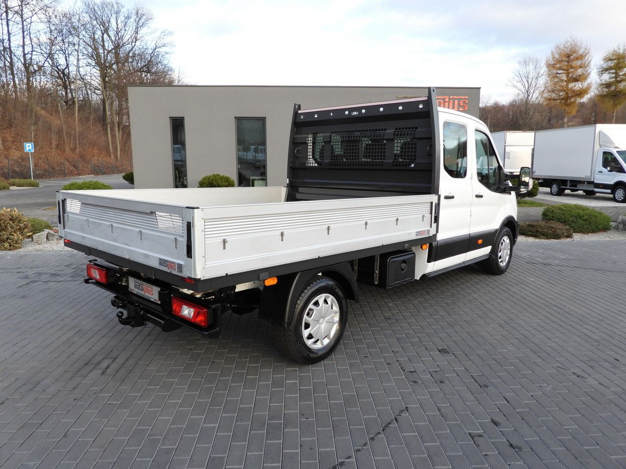 FORD TRANSIT 4x4 STAKE BODY DOUBLE CABIN DOKA 6 SEATS CRUISE CONTROL LED LIGHTS AIR CONDITIONING 170HP - Furgoneta combi: foto 3 FORD TRANSIT 4x4 STAKE BODY DOUBLE CABIN DOKA 6 SEATS CRUISE CONTROL LED LIGHTS AIR CONDITIONING 170HP - Furgoneta combi: foto 3