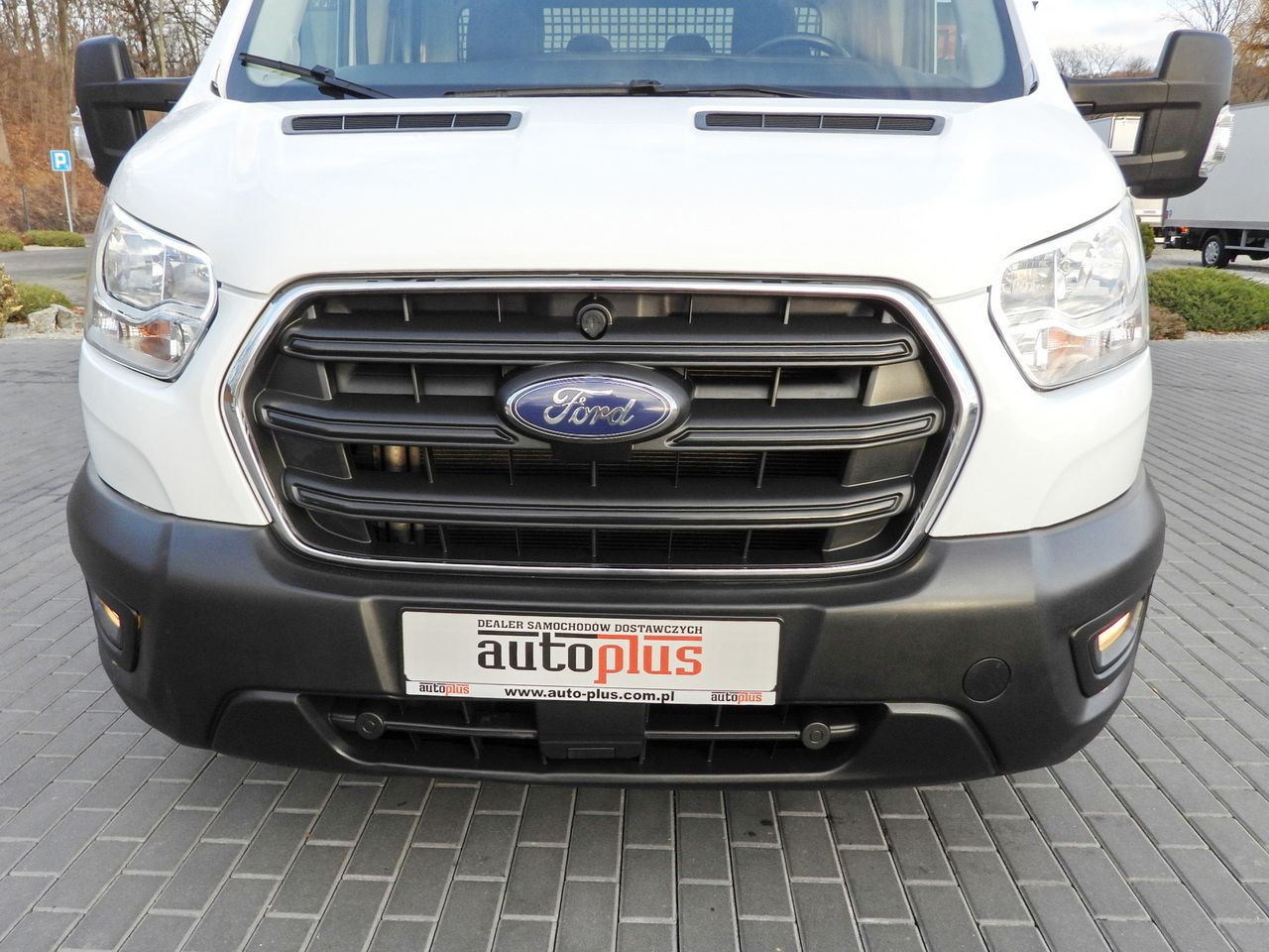 Furgoneta combi FORD TRANSIT 4x4 STAKE BODY DOUBLE CABIN DOKA 6 SEATS CRUISE CONTROL LED LIGHTS AIR CONDITIONING 170HP: foto 15 Furgoneta combi FORD TRANSIT 4x4 STAKE BODY DOUBLE CABIN DOKA 6 SEATS CRUISE CONTROL LED LIGHTS AIR CONDITIONING 170HP: foto 15