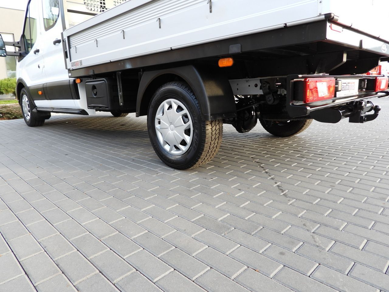 Furgoneta combi FORD TRANSIT 4x4 STAKE BODY DOUBLE CABIN DOKA 6 SEATS CRUISE CONTROL LED LIGHTS AIR CONDITIONING 170HP: foto 19 Furgoneta combi FORD TRANSIT 4x4 STAKE BODY DOUBLE CABIN DOKA 6 SEATS CRUISE CONTROL LED LIGHTS AIR CONDITIONING 170HP: foto 19