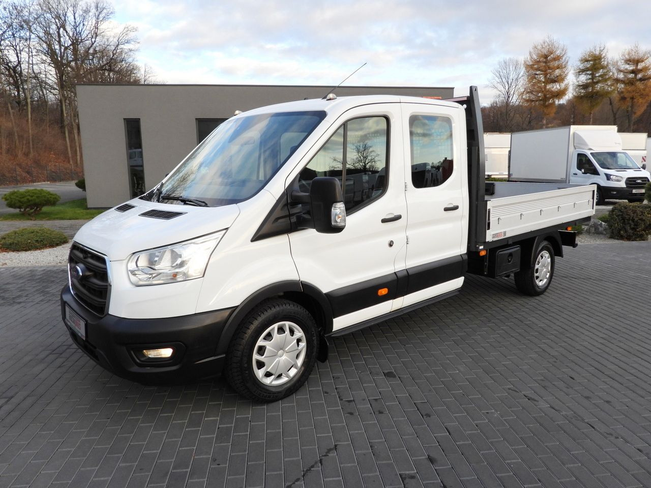 Furgoneta combi FORD TRANSIT 4x4 STAKE BODY DOUBLE CABIN DOKA 6 SEATS CRUISE CONTROL LED LIGHTS AIR CONDITIONING 170HP: foto 16 Furgoneta combi FORD TRANSIT 4x4 STAKE BODY DOUBLE CABIN DOKA 6 SEATS CRUISE CONTROL LED LIGHTS AIR CONDITIONING 170HP: foto 16