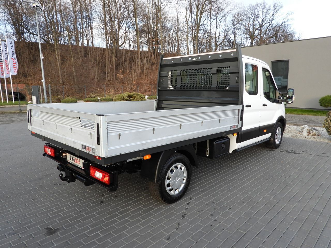 Furgoneta combi FORD TRANSIT 4x4 STAKE BODY DOUBLE CABIN DOKA 6 SEATS CRUISE CONTROL LED LIGHTS AIR CONDITIONING 170HP: foto 14 Furgoneta combi FORD TRANSIT 4x4 STAKE BODY DOUBLE CABIN DOKA 6 SEATS CRUISE CONTROL LED LIGHTS AIR CONDITIONING 170HP: foto 14