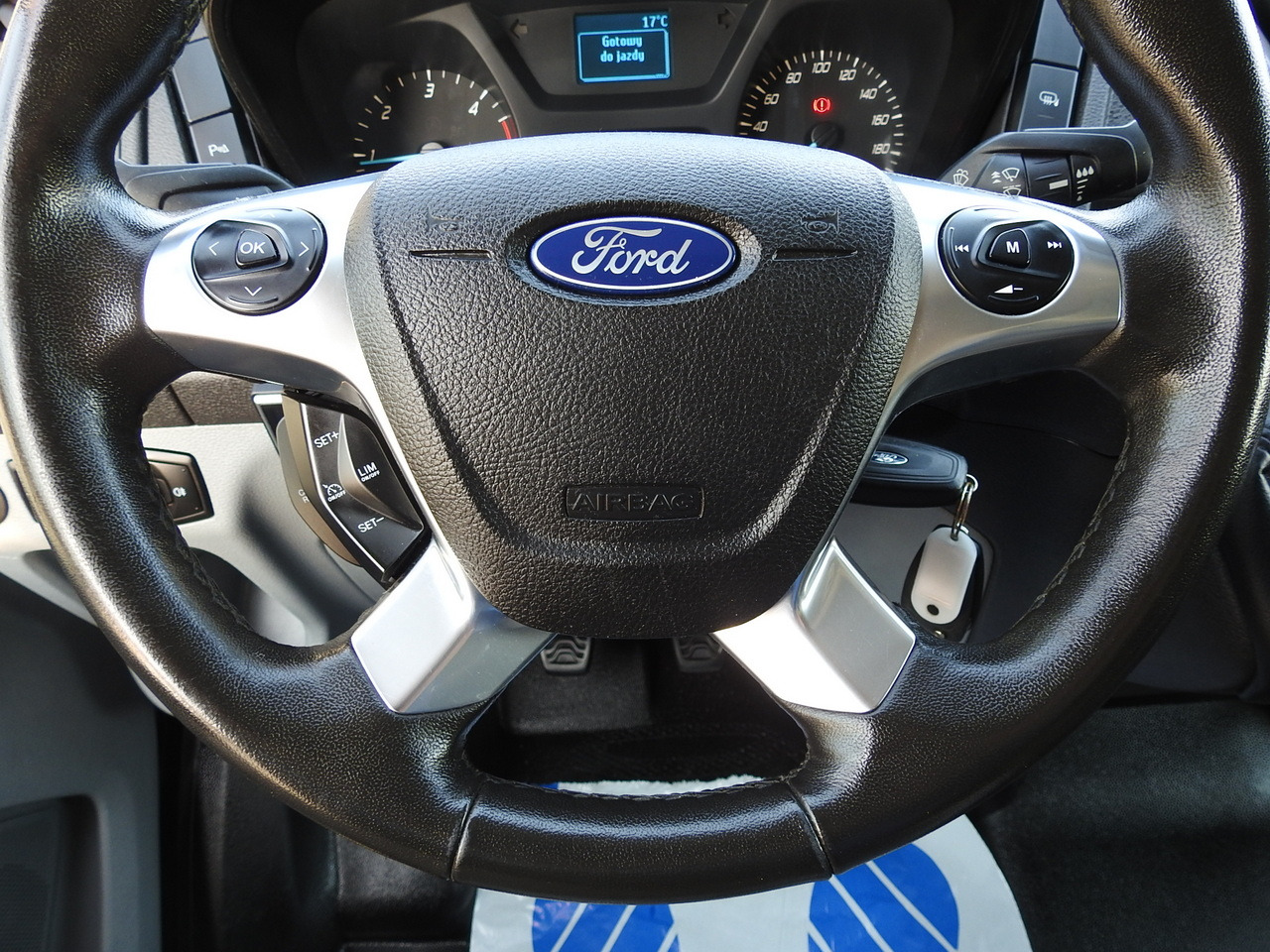 Furgoneta frigorifica FORD TRANSIT REFRIGERATOR VAN 0°C HEATING FUNCTION CRUISE CONTROL LED LIGHTS AIR CONDITIONING 130HP: foto 32 Furgoneta frigorifica FORD TRANSIT REFRIGERATOR VAN 0°C HEATING FUNCTION CRUISE CONTROL LED LIGHTS AIR CONDITIONING 130HP: foto 32