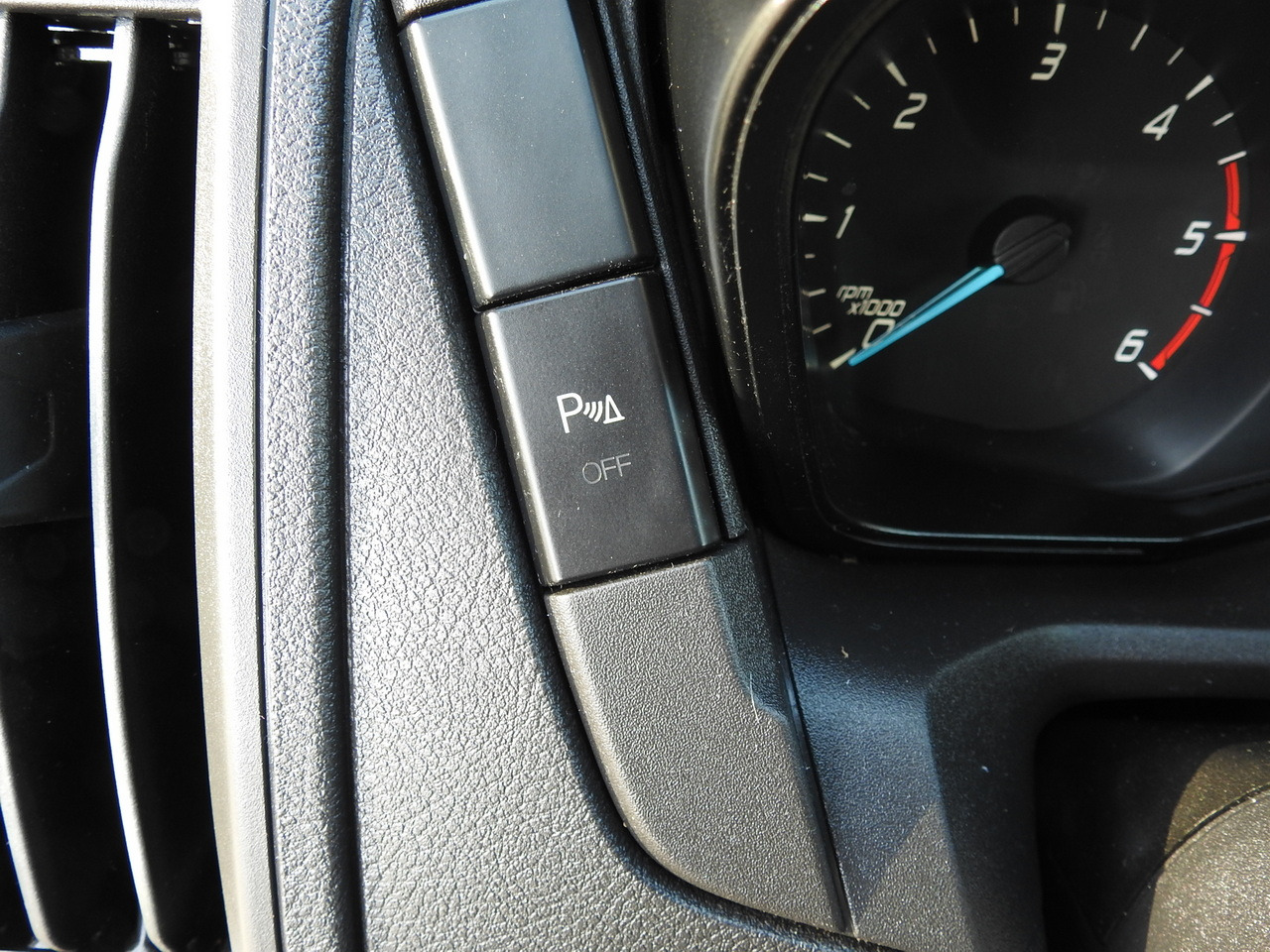 Furgoneta frigorifica FORD TRANSIT REFRIGERATOR VAN 0°C HEATING FUNCTION CRUISE CONTROL LED LIGHTS AIR CONDITIONING 130HP: foto 37 Furgoneta frigorifica FORD TRANSIT REFRIGERATOR VAN 0°C HEATING FUNCTION CRUISE CONTROL LED LIGHTS AIR CONDITIONING 130HP: foto 37