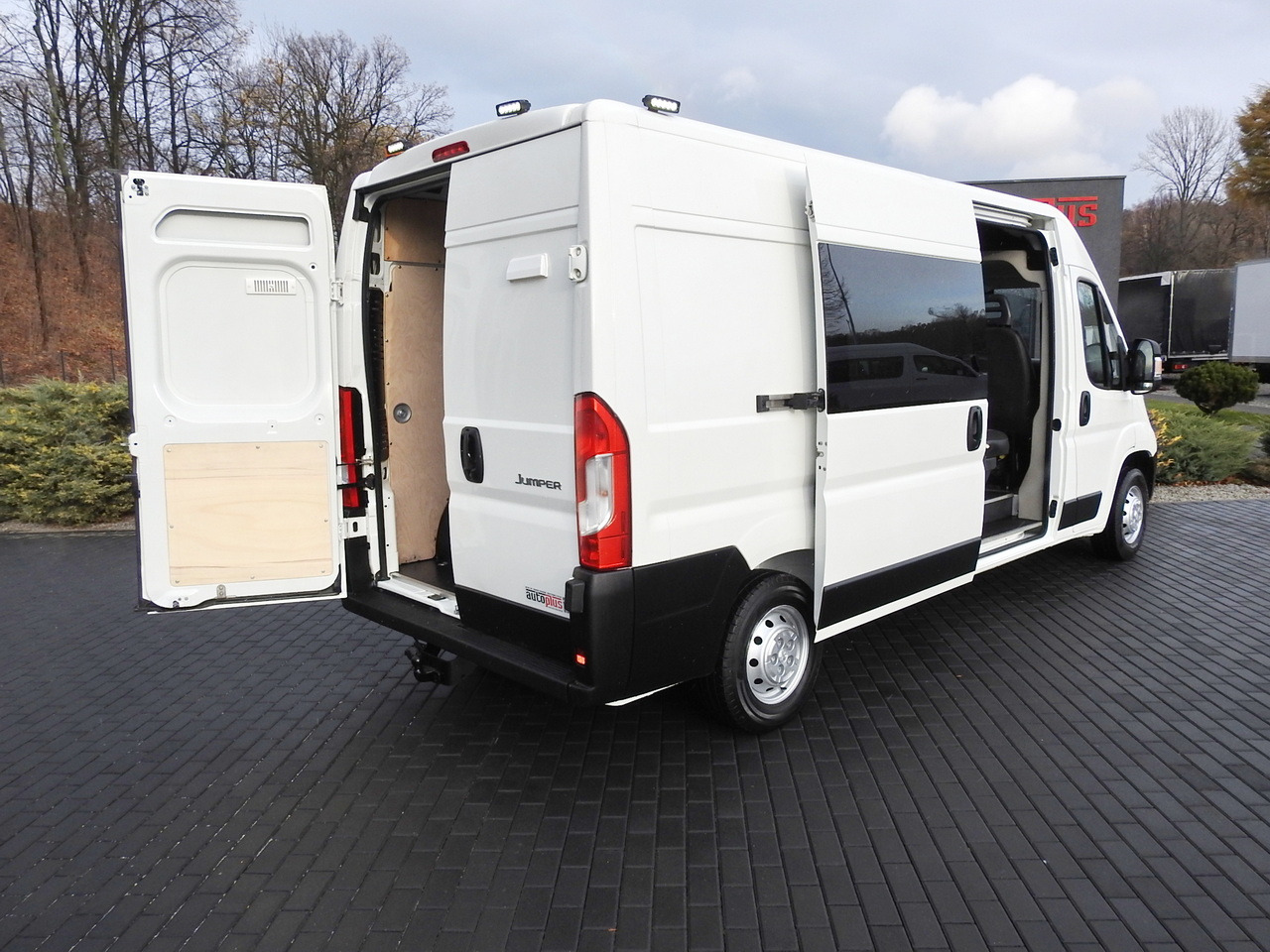 CITROEN JUMPER BOX DELIVERY VAN 6 SEATS AIR CONDITIONING 140HP - Furgoneta: foto 3 CITROEN JUMPER BOX DELIVERY VAN 6 SEATS AIR CONDITIONING 140HP - Furgoneta: foto 3