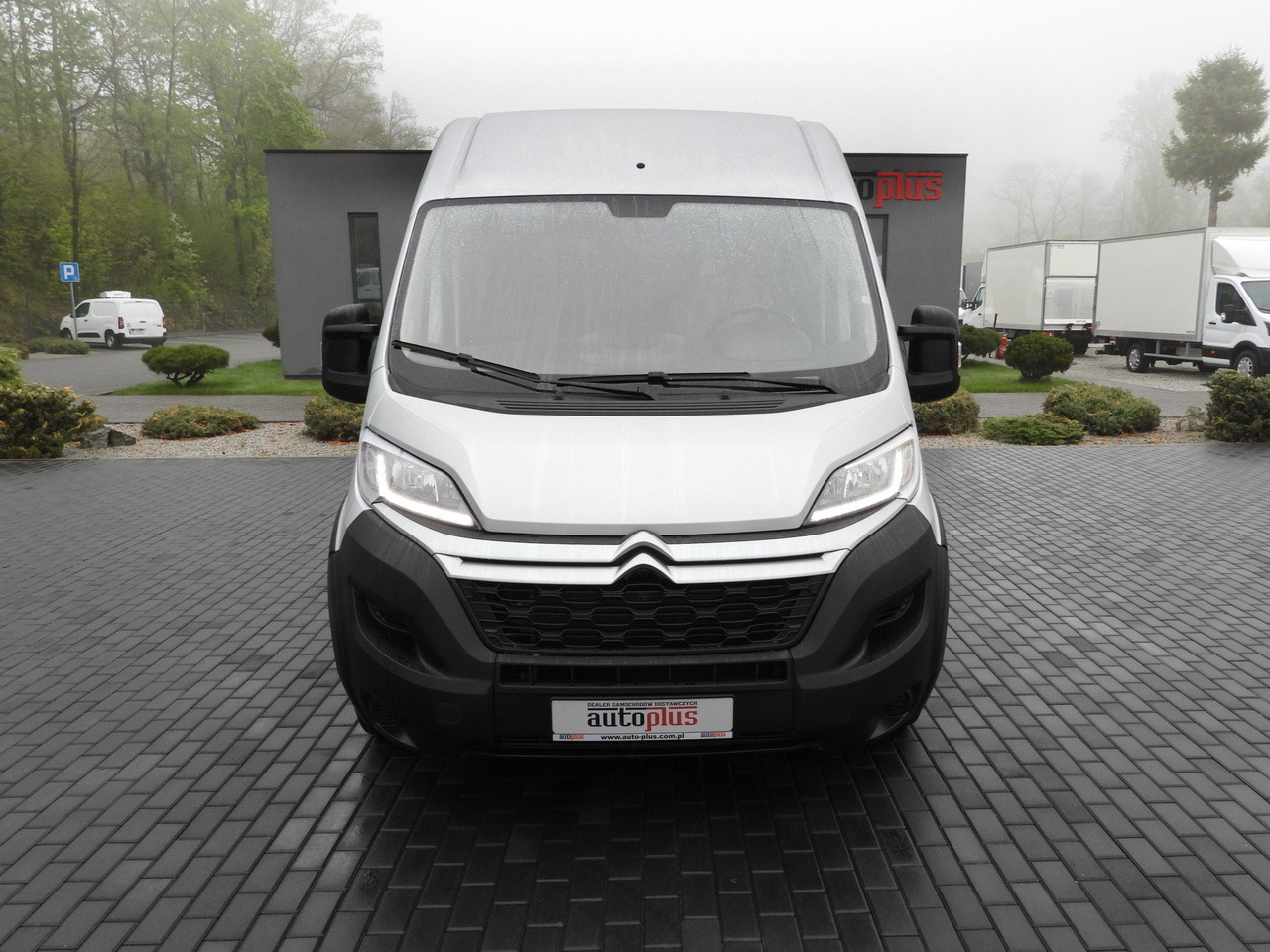 CITROEN JUMPER BOX DELIVERY VAN 7 SEATS CRUISE CONTROL LED LIGHTS AIR CONDITIONING 165HP - Furgoneta: foto 5 CITROEN JUMPER BOX DELIVERY VAN 7 SEATS CRUISE CONTROL LED LIGHTS AIR CONDITIONING 165HP - Furgoneta: foto 5