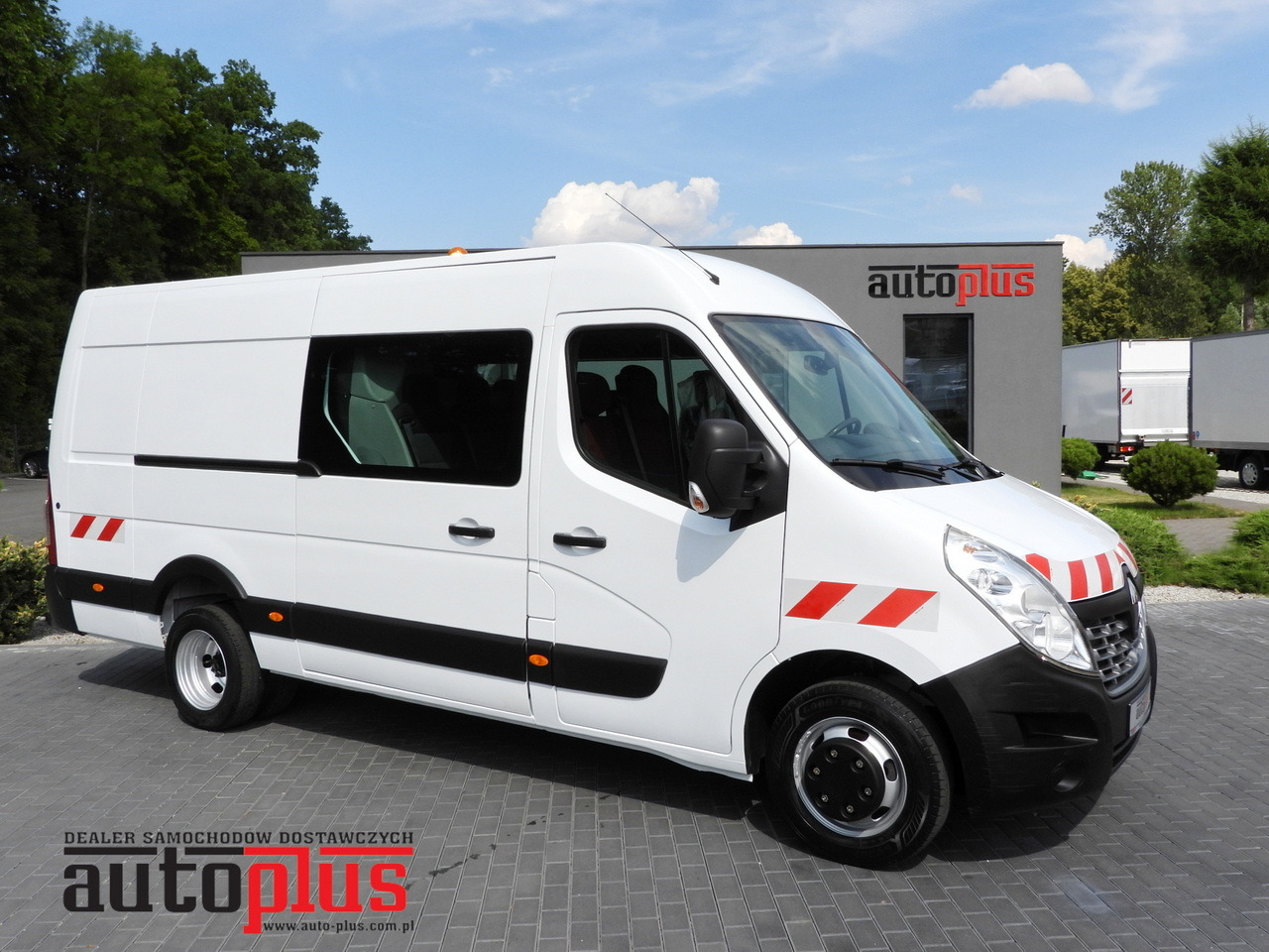 RENAULT MASTER BOX DELIVERY VAN 7 SEATS CRUISE CONTROL TWIN WHEELS AIR CONDITIONING 145HP - Furgoneta: foto 1 RENAULT MASTER BOX DELIVERY VAN 7 SEATS CRUISE CONTROL TWIN WHEELS AIR CONDITIONING 145HP - Furgoneta: foto 1