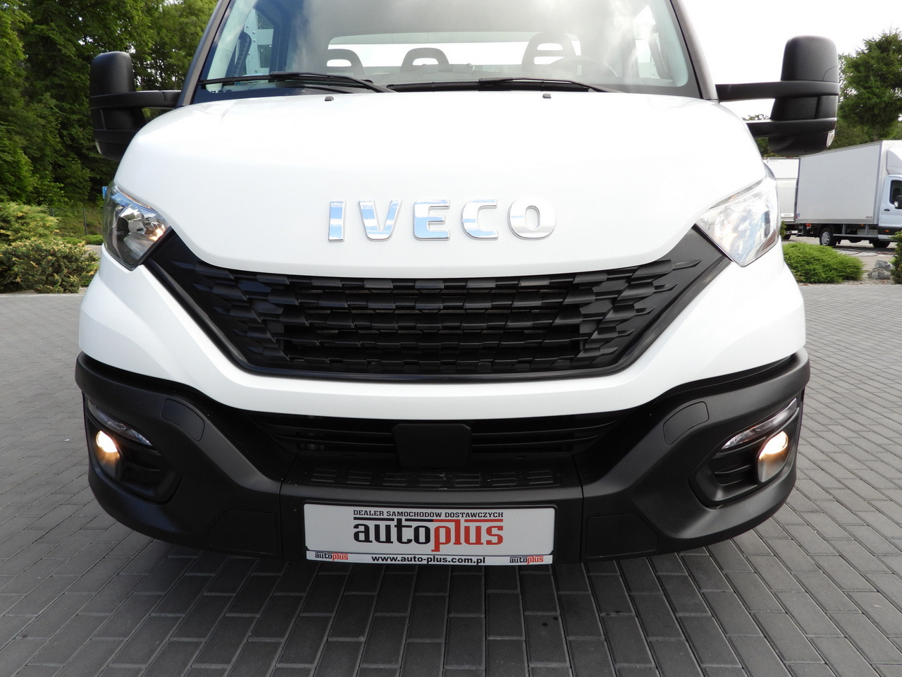 Furgoneta caja abierta IVECO DAILY 35S16 STAKE BODY 10 PALLETS CRUISE CONTROL AIR CONDITIONING 160HP: foto 14 Furgoneta caja abierta IVECO DAILY 35S16 STAKE BODY 10 PALLETS CRUISE CONTROL AIR CONDITIONING 160HP: foto 14