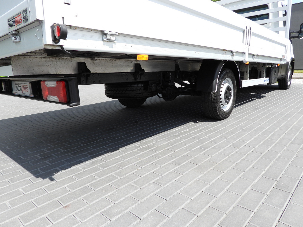 Furgoneta caja abierta IVECO DAILY 35S16 STAKE BODY 10 PALLETS CRUISE CONTROL AIR CONDITIONING 160HP: foto 16 Furgoneta caja abierta IVECO DAILY 35S16 STAKE BODY 10 PALLETS CRUISE CONTROL AIR CONDITIONING 160HP: foto 16