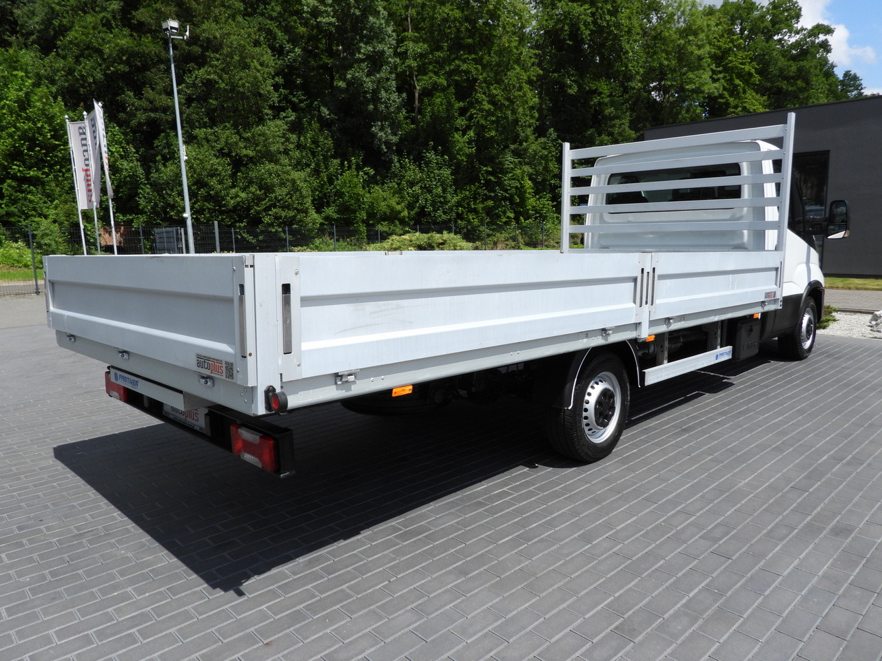 Furgoneta caja abierta IVECO DAILY 35S16 STAKE BODY 10 PALLETS CRUISE CONTROL AIR CONDITIONING 160HP: foto 13 Furgoneta caja abierta IVECO DAILY 35S16 STAKE BODY 10 PALLETS CRUISE CONTROL AIR CONDITIONING 160HP: foto 13