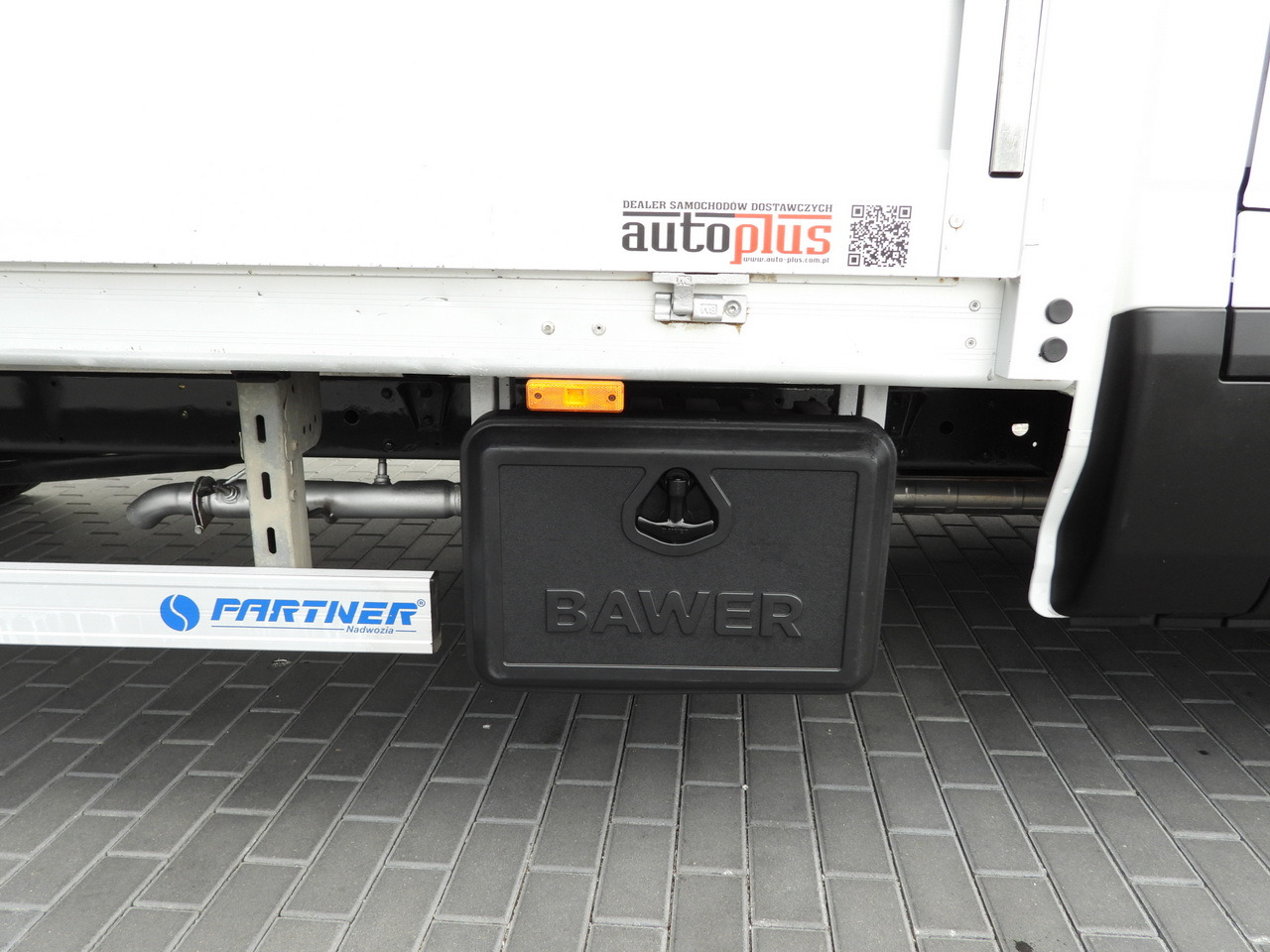 Furgoneta caja abierta IVECO DAILY 35S16 STAKE BODY 10 PALLETS CRUISE CONTROL AIR CONDITIONING 160HP: foto 20 Furgoneta caja abierta IVECO DAILY 35S16 STAKE BODY 10 PALLETS CRUISE CONTROL AIR CONDITIONING 160HP: foto 20