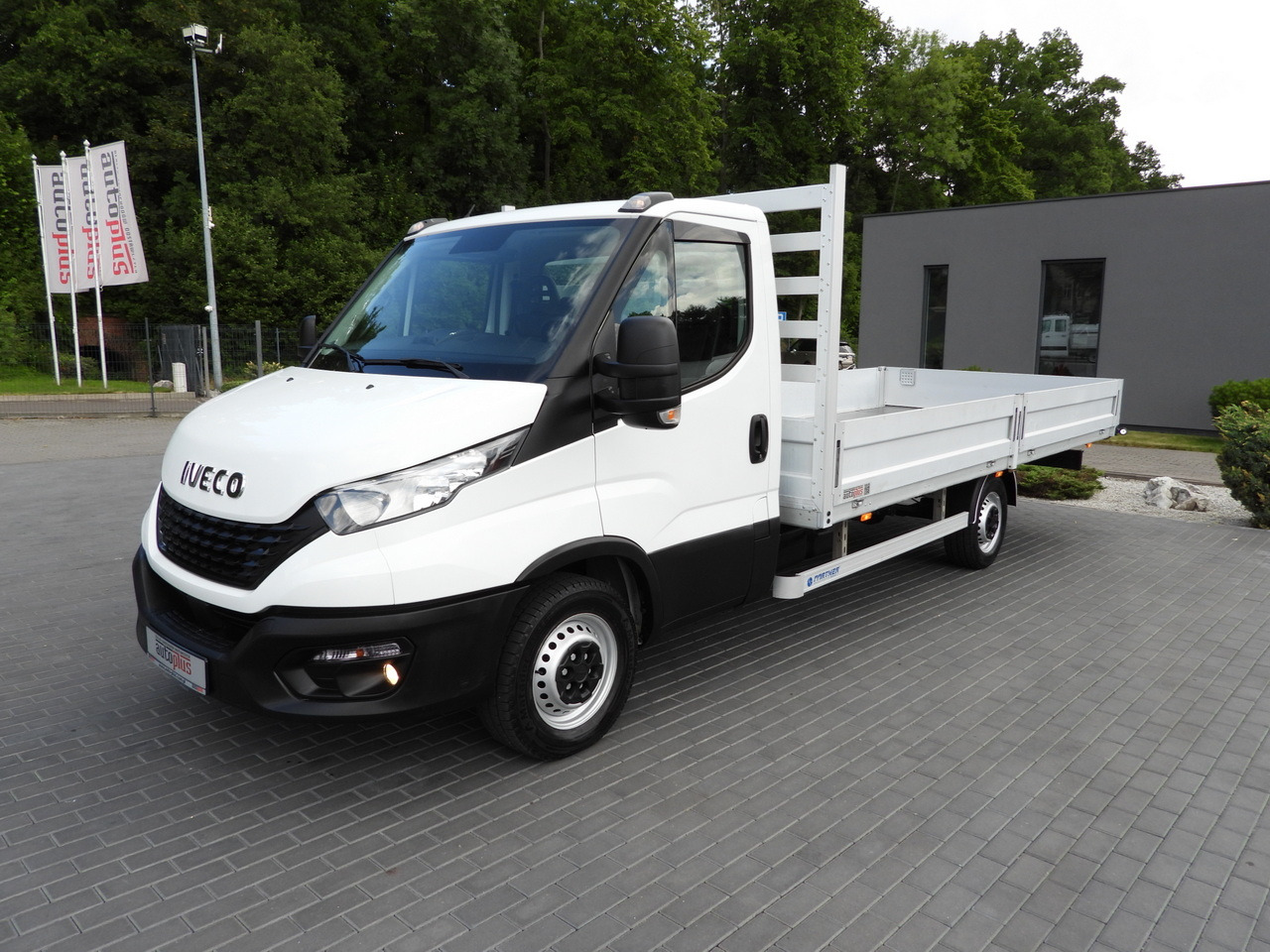 Furgoneta caja abierta IVECO DAILY 35S16 STAKE BODY 10 PALLETS CRUISE CONTROL AIR CONDITIONING 160HP: foto 6 Furgoneta caja abierta IVECO DAILY 35S16 STAKE BODY 10 PALLETS CRUISE CONTROL AIR CONDITIONING 160HP: foto 6