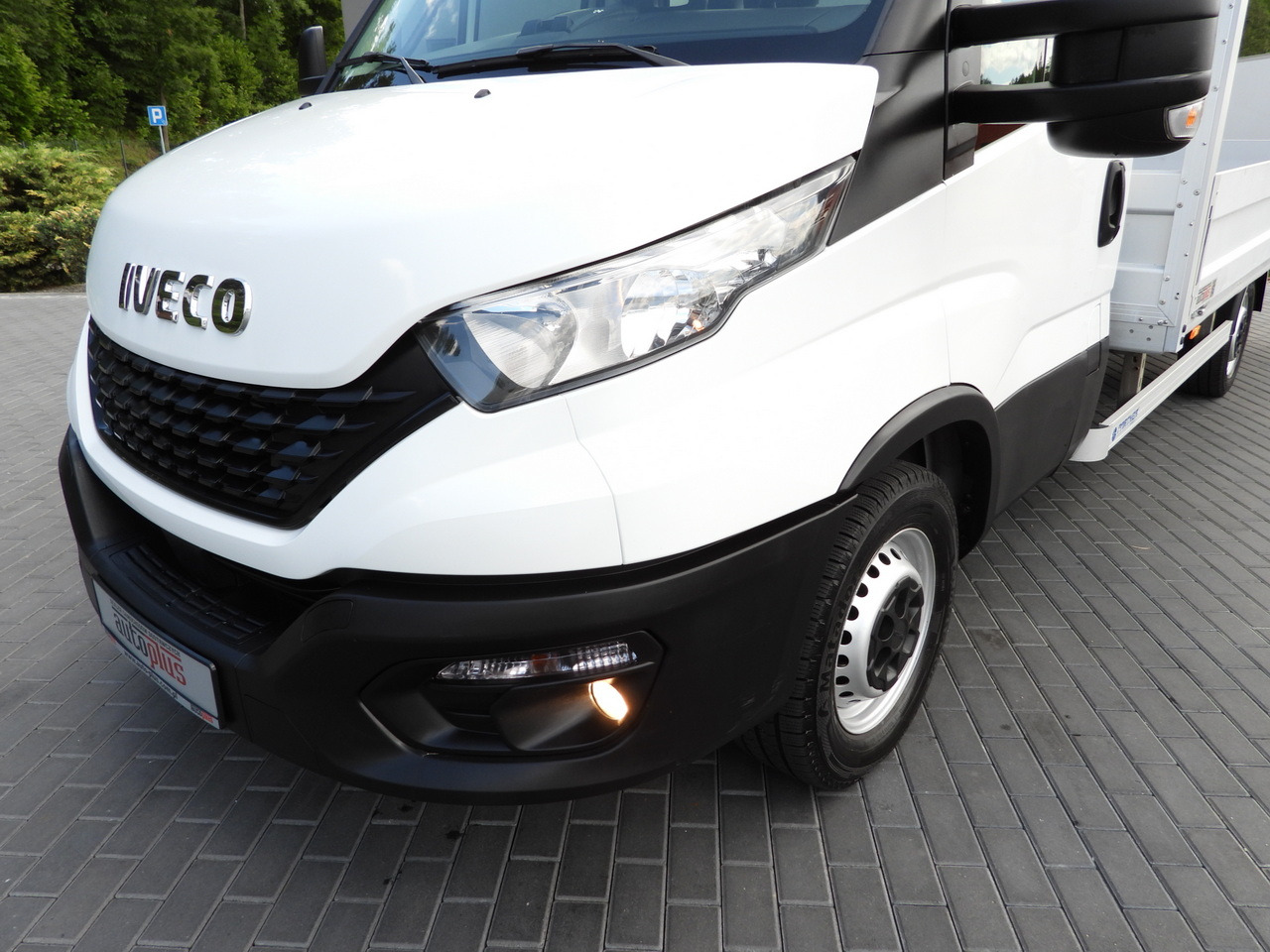 Furgoneta caja abierta IVECO DAILY 35S16 STAKE BODY 10 PALLETS CRUISE CONTROL AIR CONDITIONING 160HP: foto 18 Furgoneta caja abierta IVECO DAILY 35S16 STAKE BODY 10 PALLETS CRUISE CONTROL AIR CONDITIONING 160HP: foto 18