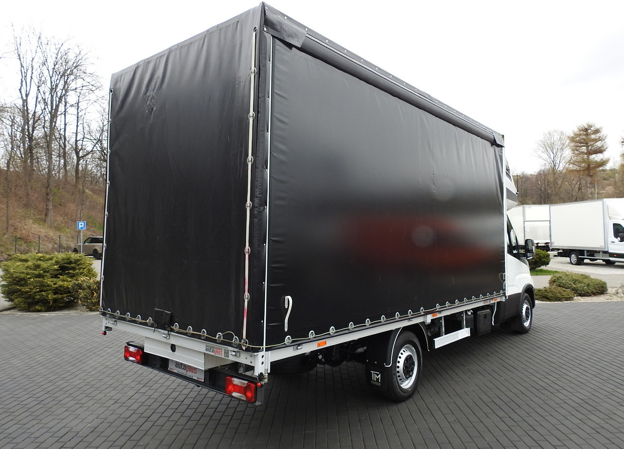 IVECO DAILY 35S18 TARPAULIN 10 PALLETS WEBASTO CRUISE CONTROL AIR CONDITIONING 180HP - Furgoneta con lona: foto 3 IVECO DAILY 35S18 TARPAULIN 10 PALLETS WEBASTO CRUISE CONTROL AIR CONDITIONING 180HP - Furgoneta con lona: foto 3