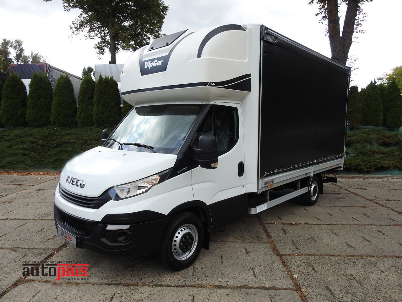 IVECO DAILY 35S18 TARPAULIN LIFT 8 PALLETS CRUISE CONTROL AIR CONDITIONING 180HP - Furgoneta con lona: foto 1 IVECO DAILY 35S18 TARPAULIN LIFT 8 PALLETS CRUISE CONTROL AIR CONDITIONING 180HP - Furgoneta con lona: foto 1