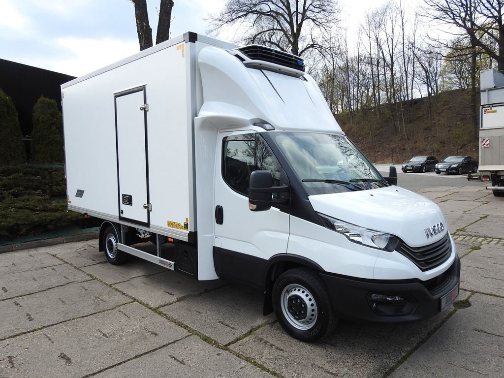 Iveco DAILY 35S16 KUHLKOFFER -10*C 8 PALETTEN - Furgoneta frigorifica: foto 4 Iveco DAILY 35S16 KUHLKOFFER -10*C 8 PALETTEN - Furgoneta frigorifica: foto 4