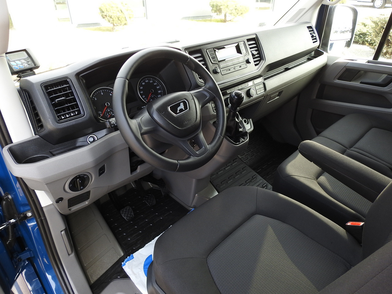 MAN TGE 3.180 REGRIGERATOR BOX -5*C 8 PALLETS HEATING FUNCTION CRUISE CONTROL PNEUMATICS AIR CONDITIONING 180HP - Furgoneta frigorifica: foto 2 MAN TGE 3.180 REGRIGERATOR BOX -5*C 8 PALLETS HEATING FUNCTION CRUISE CONTROL PNEUMATICS AIR CONDITIONING 180HP - Furgoneta frigorifica: foto 2